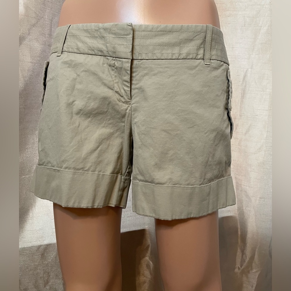 Limited-khaki shorts